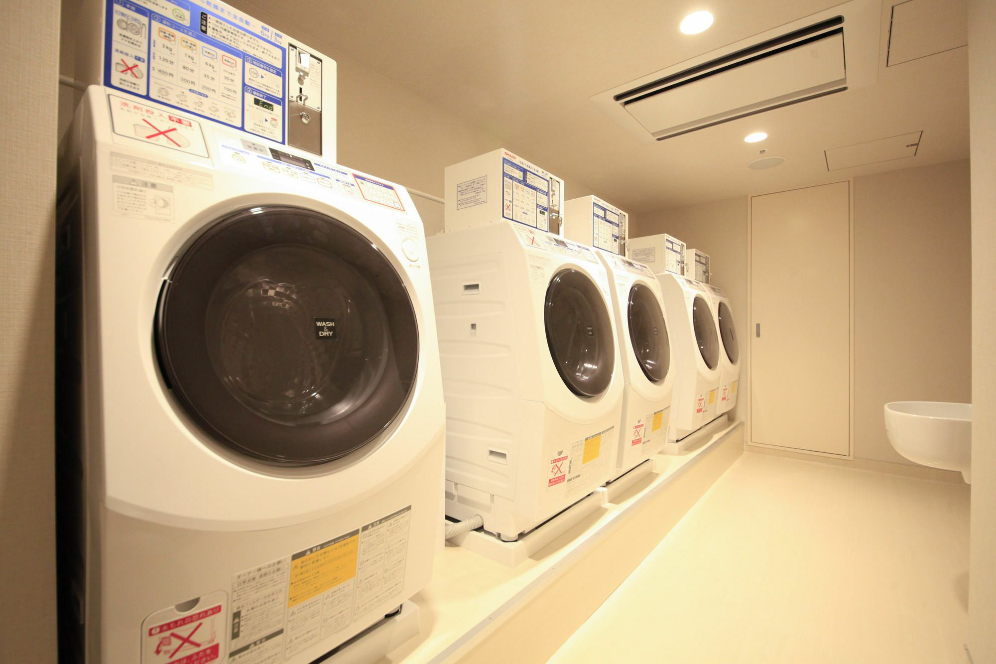 Richmond Hotel Tokyo Suidobashi Екстер'єр фото